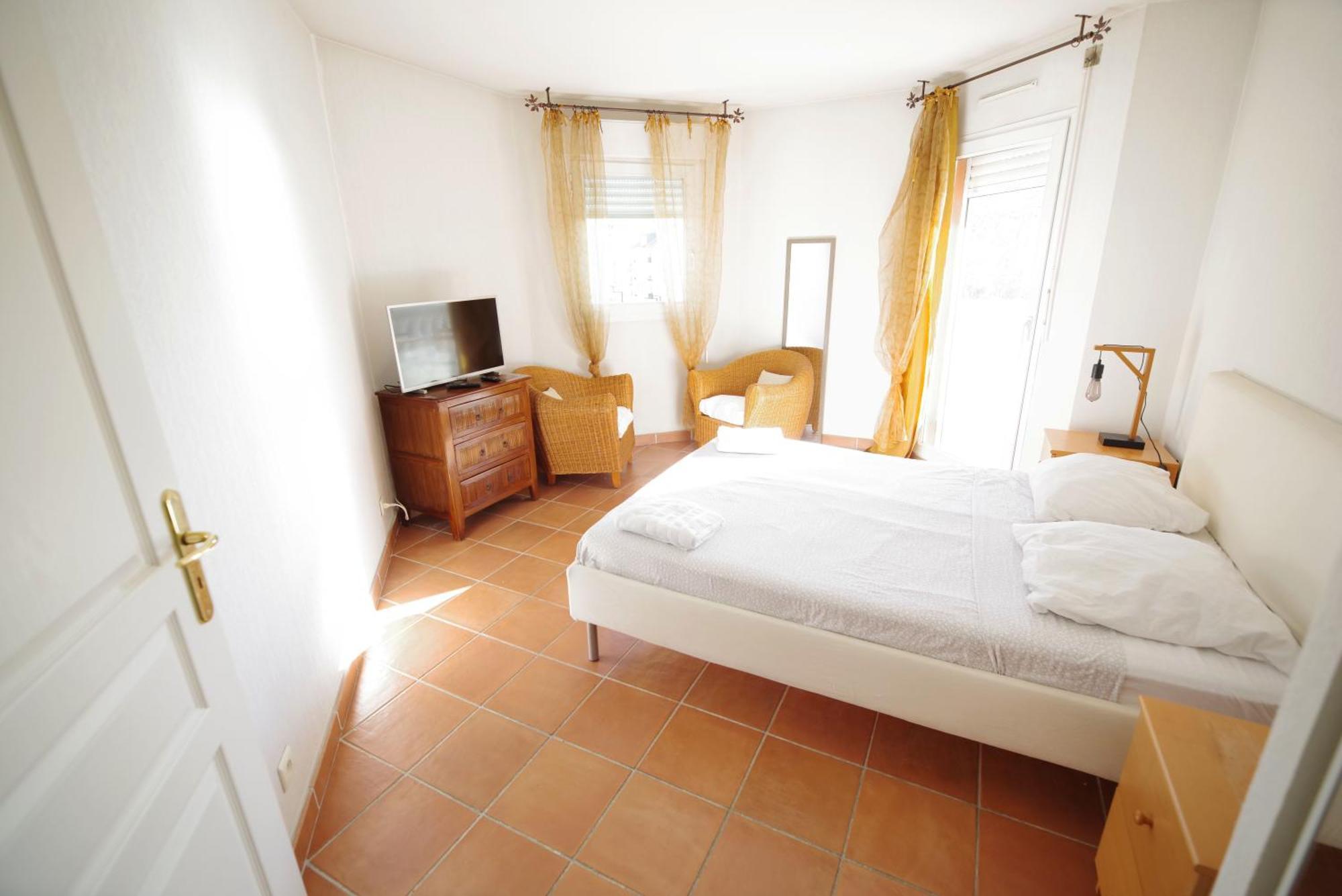 Domes Seaside Residence Piscine, Free Parking, Airport Tramway Nice Buitenkant foto